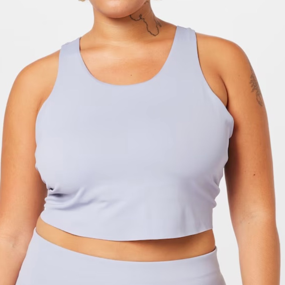 NWT Nike Yoga Dri-FIT Luxe Women's Shelf-Bra Cropped Tank Lavender